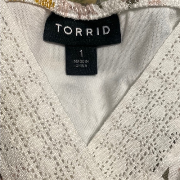 Women's Plus dress from Torrid - Picture 2 of 4